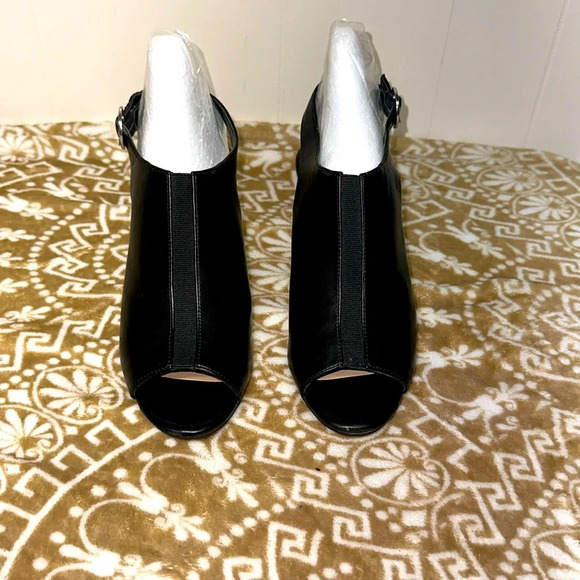 ALFANI Womens Black Padded Step Flex Peep Toe Stacked Heel Buckle Bootie 9.5 - Picture 3 of 10